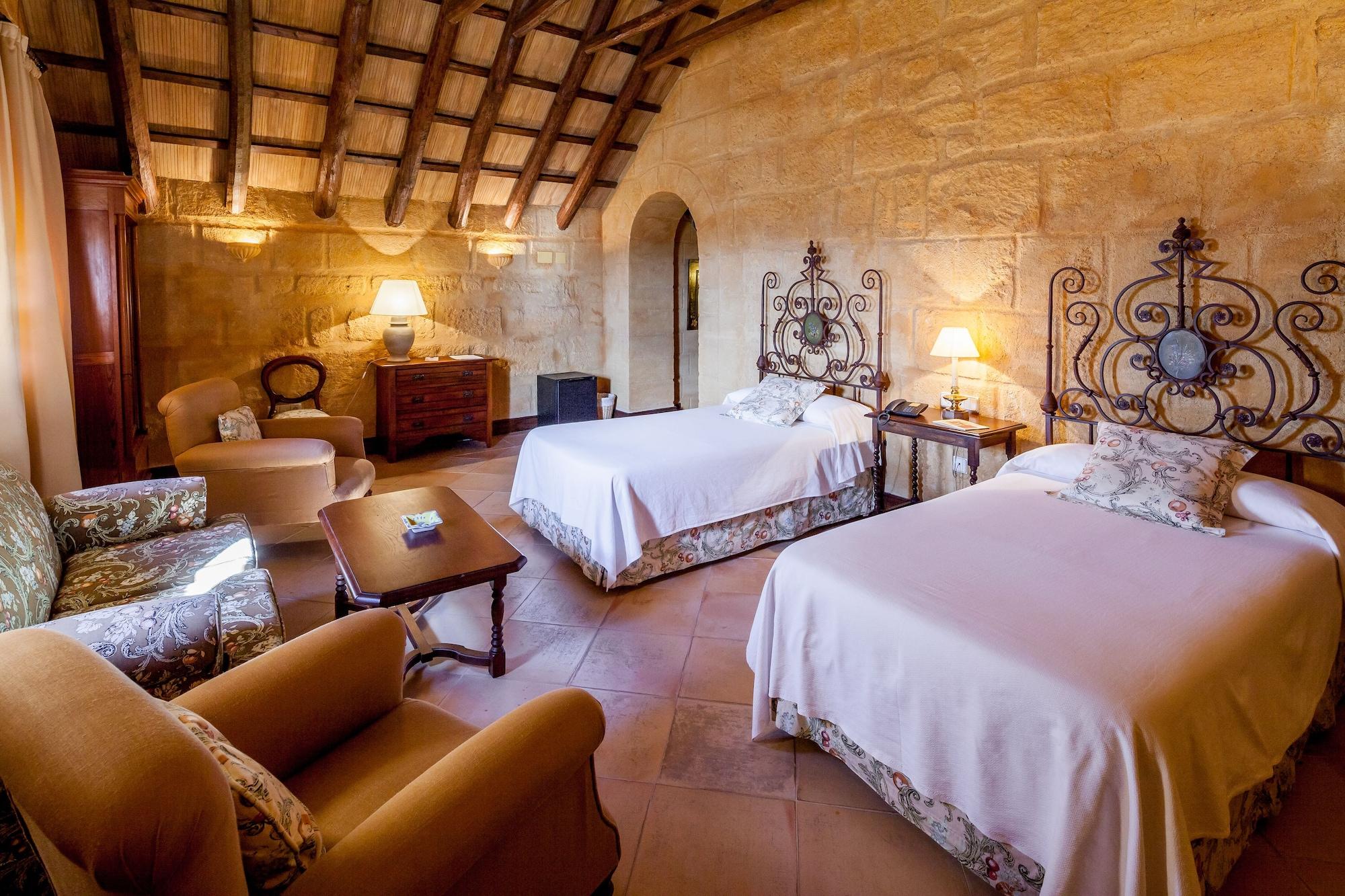 Palacio Marques De La Gomera Osuna Esterno foto