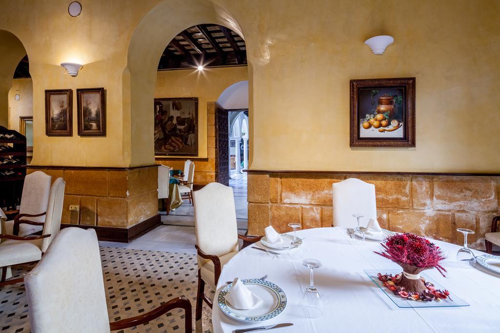 Palacio Marques De La Gomera Osuna Esterno foto