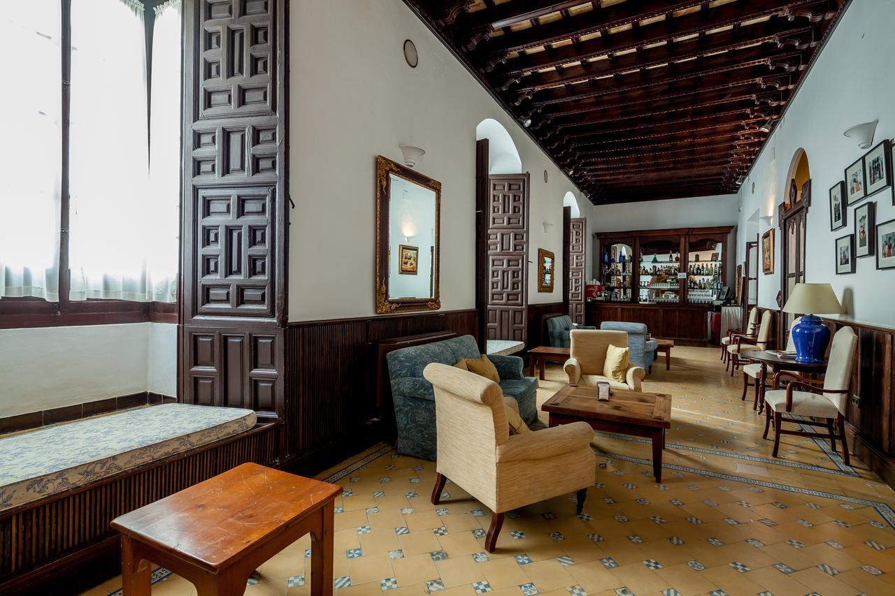 Palacio Marques De La Gomera Osuna Esterno foto